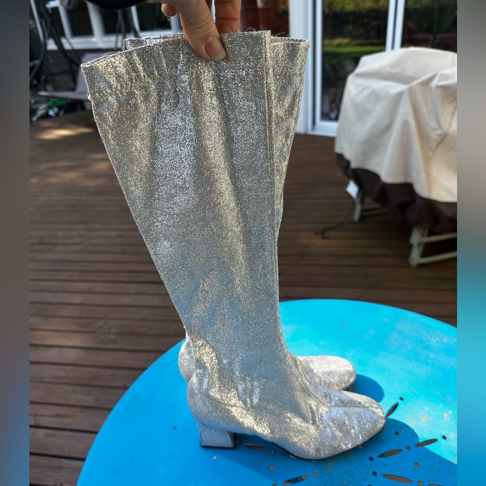 Vintage Go Go boots!
